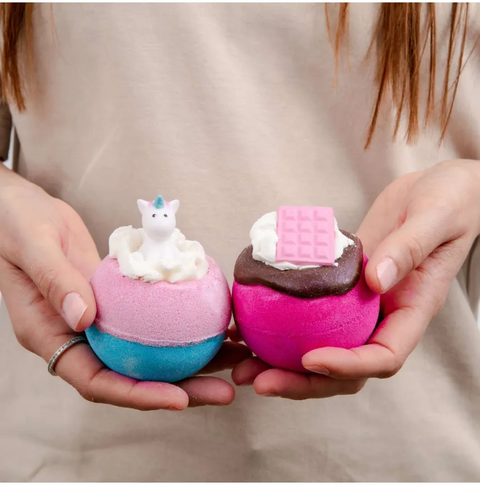 Bomb Cosmetics Bath Blaster - XOXO