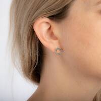 Disney Couture Kingdom - Winnie the Pooh - Outline Stud Earrings White Gold