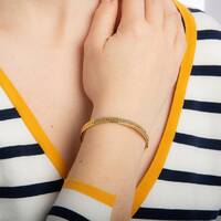 Disney Couture Kingdom - Winnie the Pooh - Friendship Bangle Yellow Gold