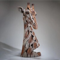 Edge Sculpture - Giraffe Bust
