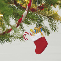 2022 Hallmark Keepsake Ornament - Disney Peter Pan Tinker Bell in Stocking
