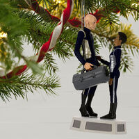 2019 Hallmark Keepsake Ornament - Star Trek: Discovery Commander Saru and Michael Burnham With Sound