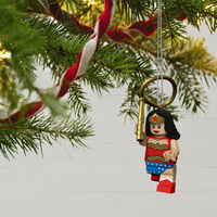 2021 Hallmark Keepsake Ornament - LEGO DC Super Heroes Wonder Woman Minifigure