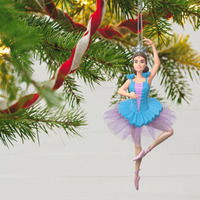 2022 Hallmark Keepsake Ornament - Barbie Beautiful Ballerina