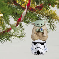 2021 Hallmark Keepsake Ornament - Star Wars: The Mandalorian The Child Grogu