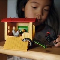 Schleich Farm World - Mobile Chicken Coop