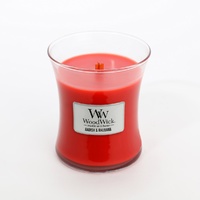 WoodWick Medium Candle - Radish & Rhubarb