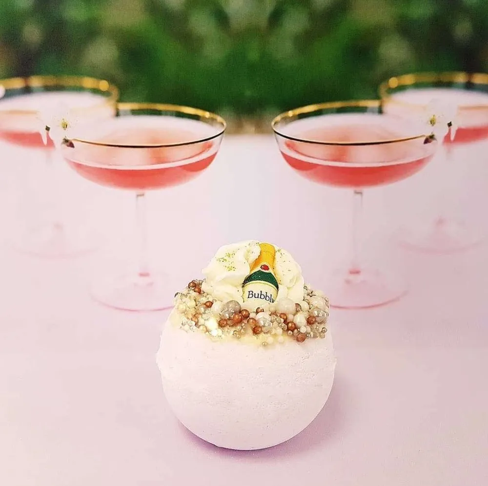 Bomb Cosmetics Bath Blaster - Fizz the Season