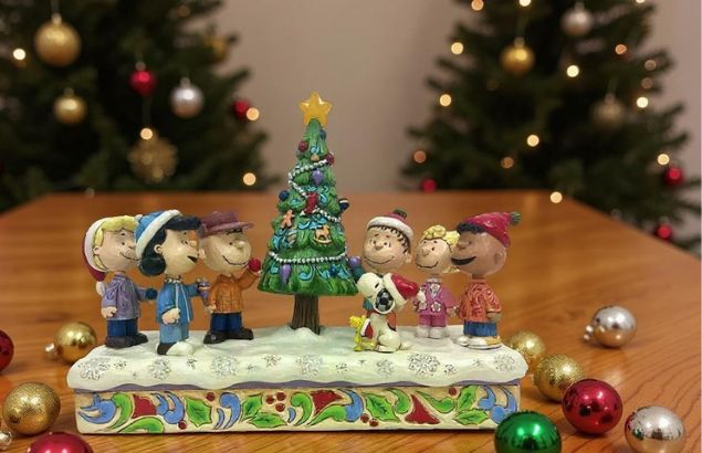 Traditional Christmas Nativity Sets