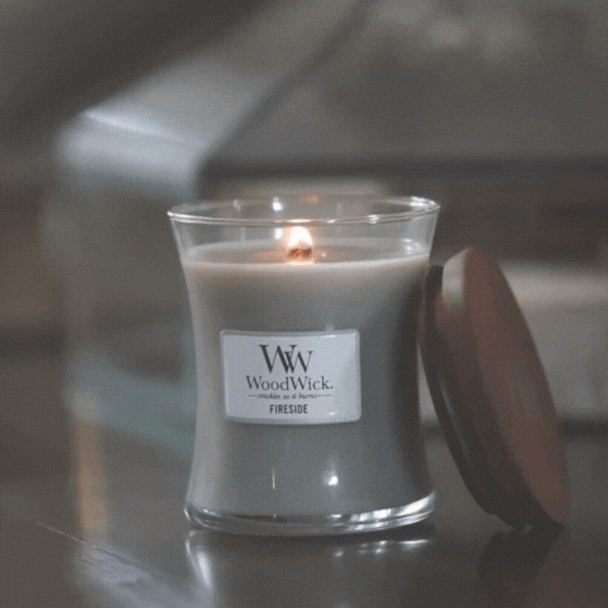 WOODWICK Flickering fireside GIF