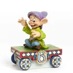 VAULTED Jim Shore Disney Traditions - Birthday Train Number 6 - Dopey