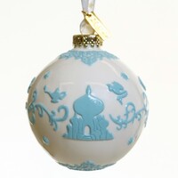 English Ladies Aladdin - Princess Jasmine Ornament- White