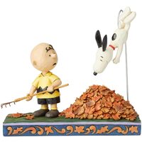 Peanuts by Jim Shore - Charlie Brown and Snoopy in Leaves