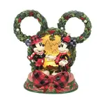 Jim Shore Disney Traditions - Mickey & Minnie Christmas LED Diorama - Magical Winter Moments