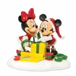 Disney Village  - Mickey & Minnie Wrapping Gifts