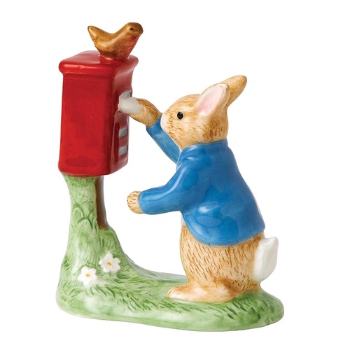 Beatrix Potter Classic Collection - Peter Posting a Letter Figurine