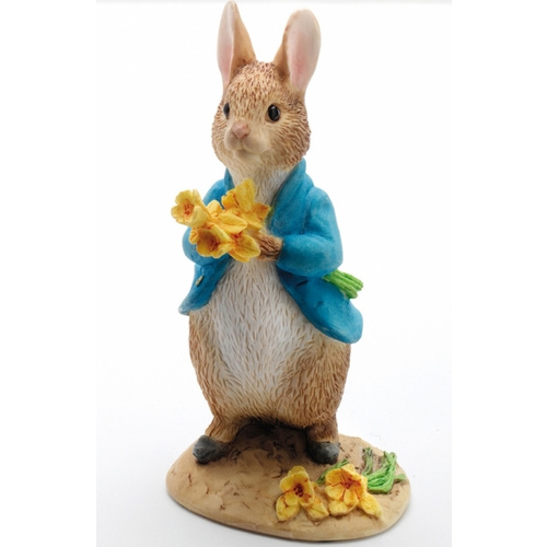 Beatrix Potter Mini Figurine - Peter Rabbit with Daffodils