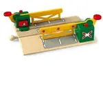BRIO World Tracks - Magnetic Action Crossing