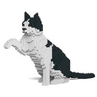 Jekca Animals - Black & White Cat Pawing 27cm
